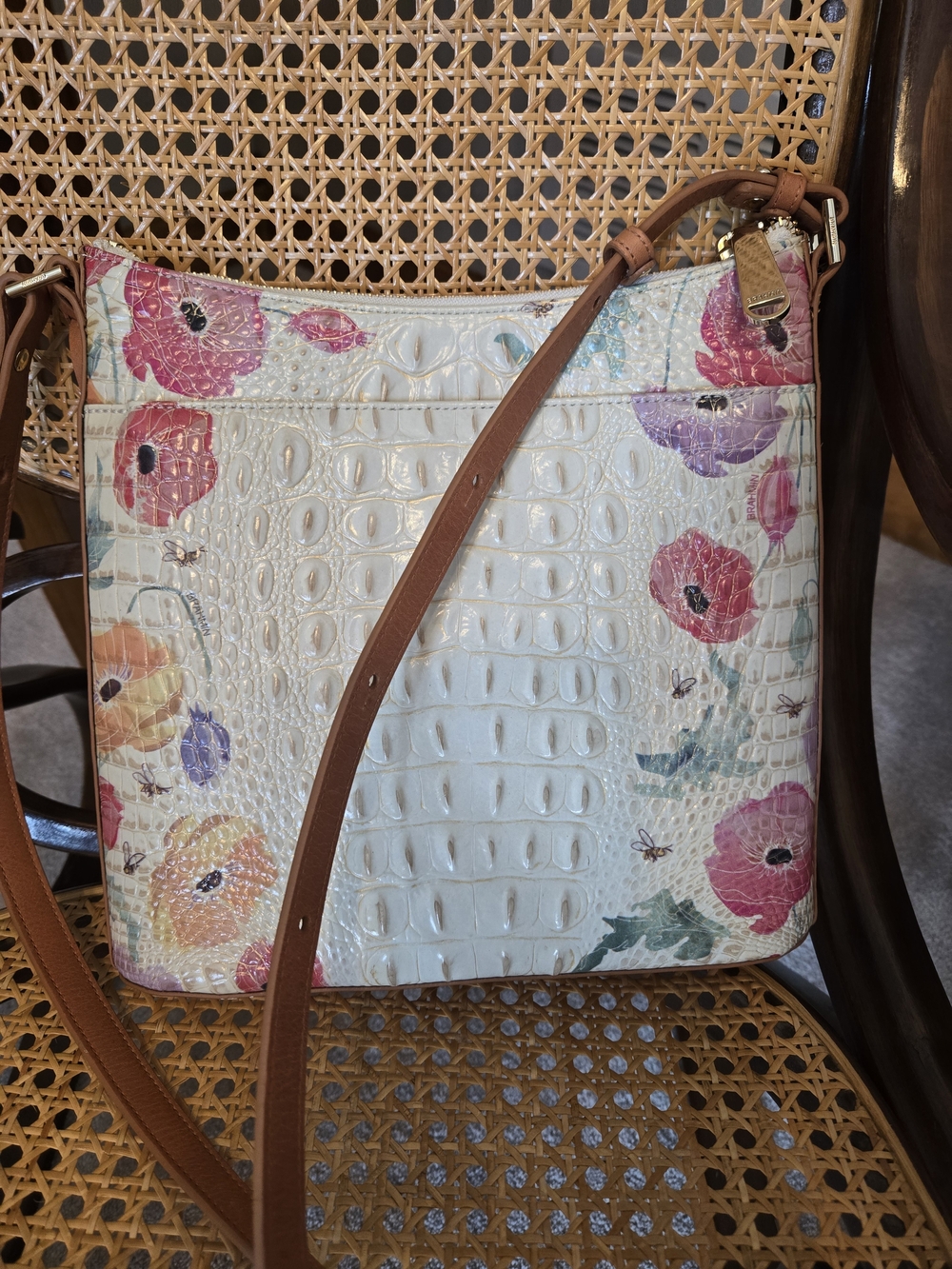 Brahmin Cream Floral Emboss Ied Croc-Texture Crossbody with Tan Strap - Picture 3 of 7